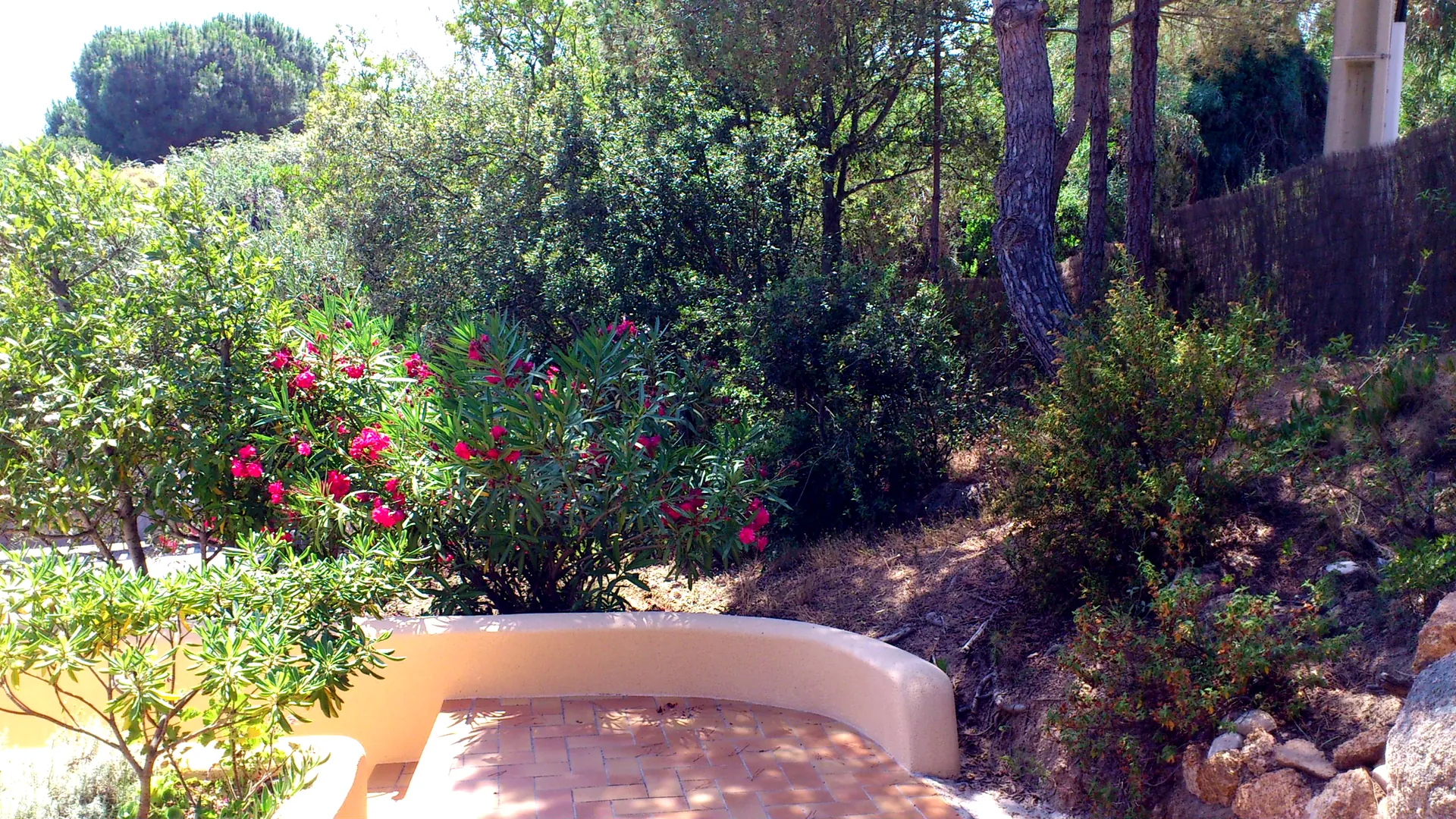 Villa Iche Ruppione Jardin 03 Villa Iche Ruppione Jardin 03